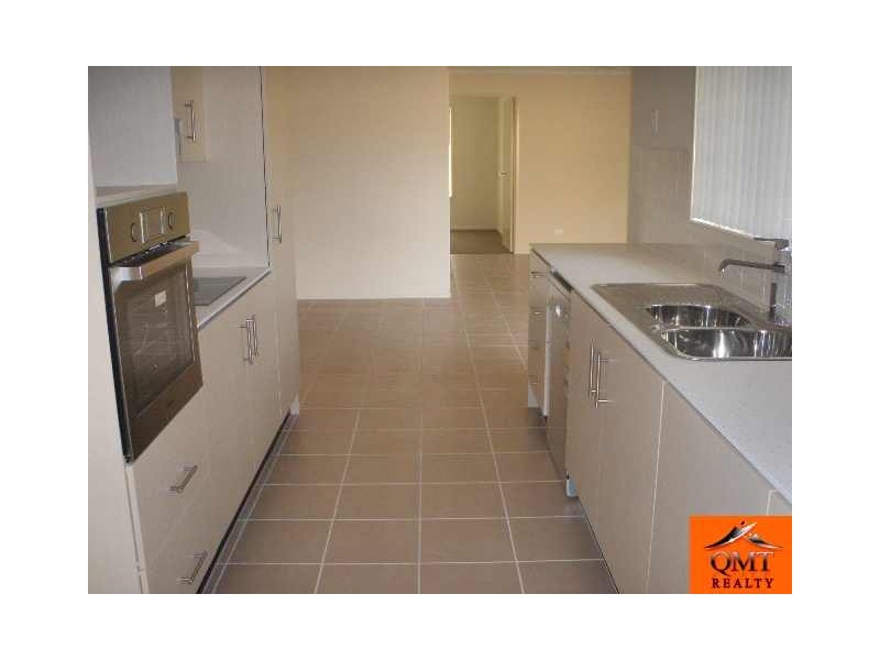 43 Eric Drive, Blackstone QLD 4304