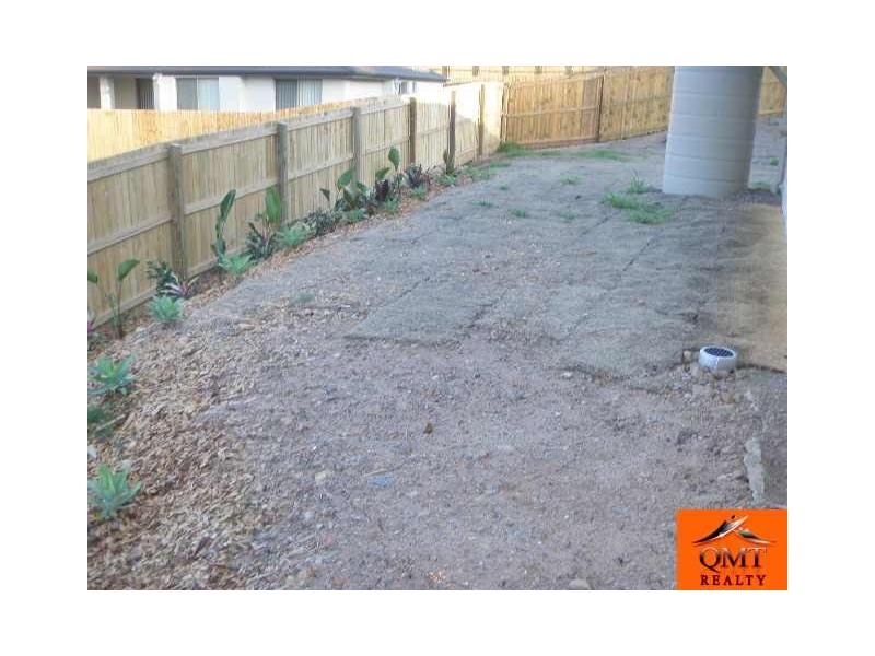 43 Eric Drive, Blackstone QLD 4304