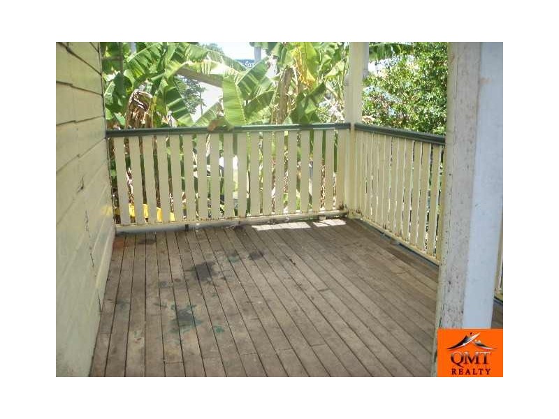 73 Deshon Street, Woolloongabba QLD 4102