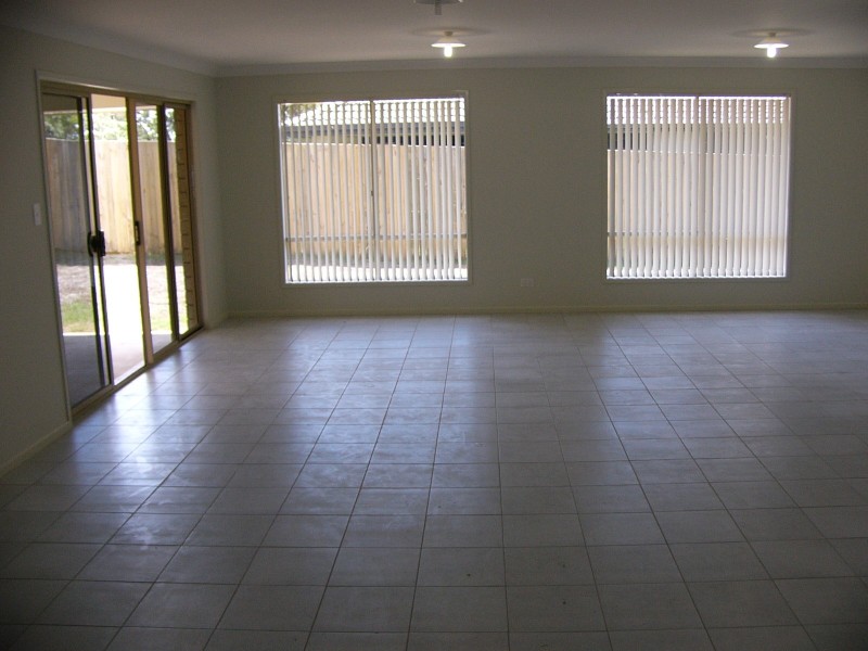 56 Eric Drive, Blackstone QLD 4304