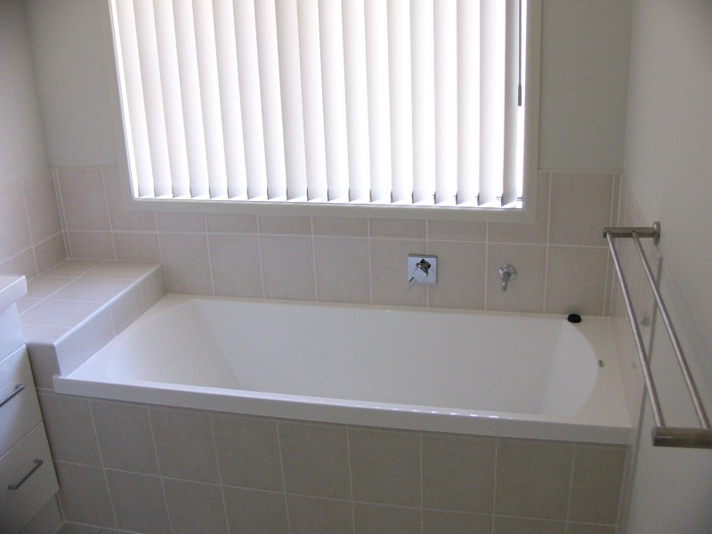 56 Eric Drive, Blackstone QLD 4304