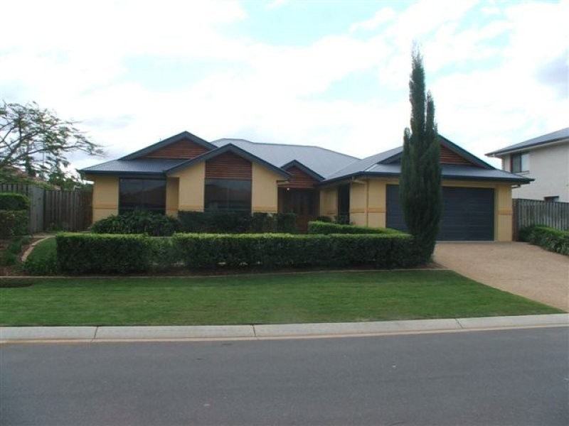 38 Lema Circuit, Kuraby QLD 4112