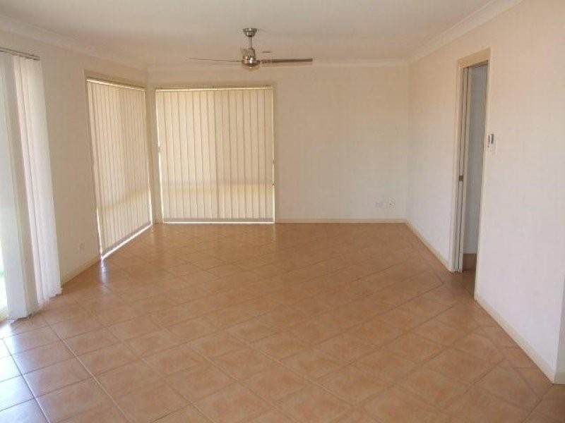 3 LEELABEN PLACE, Eight Mile Plains QLD 4113