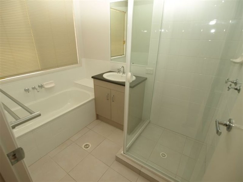 25 Rosabrook Crescent, Ormeau QLD 4208