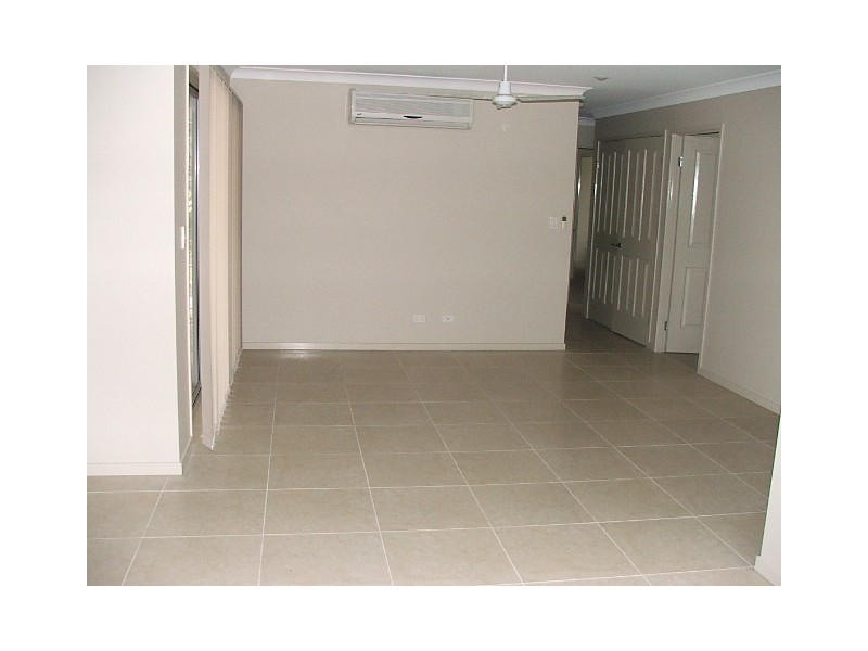 15 YOVAN COURT, Loganlea QLD 4131