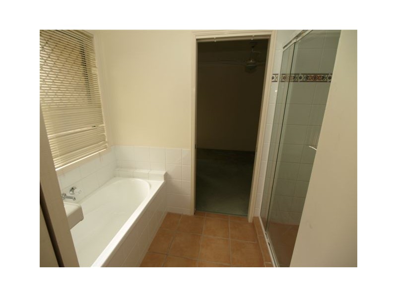 36 Moonie Avenue, Murarrie QLD 4172