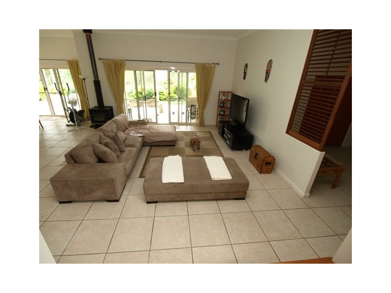 272 Kangaroo Gully Road, Bellbowrie QLD 4070