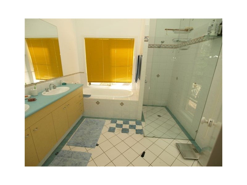 272 Kangaroo Gully Road, Bellbowrie QLD 4070