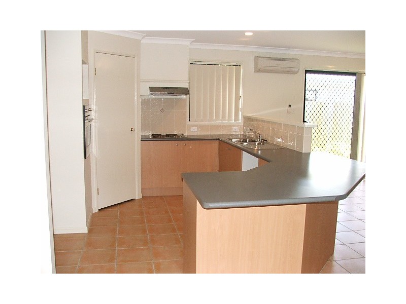 30 Aird Street, Sandstone Point QLD 4511