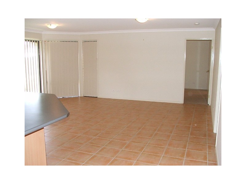 30 Aird Street, Sandstone Point QLD 4511