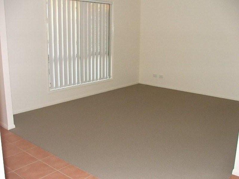 48 MOFFATT RD, Waterford West QLD 4133