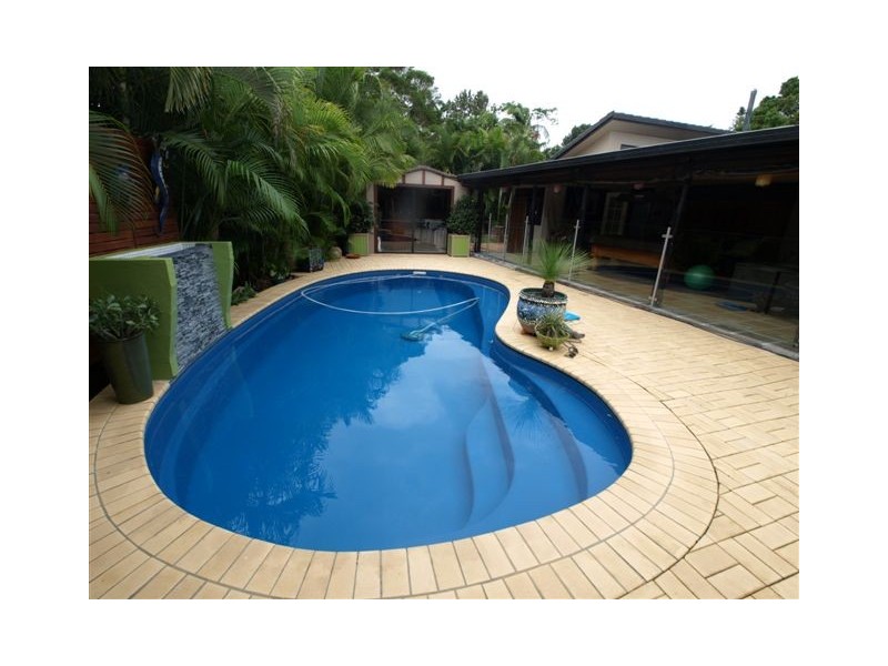 8 Barcelona Place, Slacks Creek QLD 4127