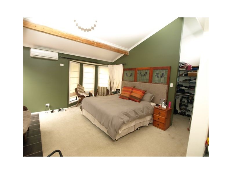 8 Barcelona Place, Slacks Creek QLD 4127