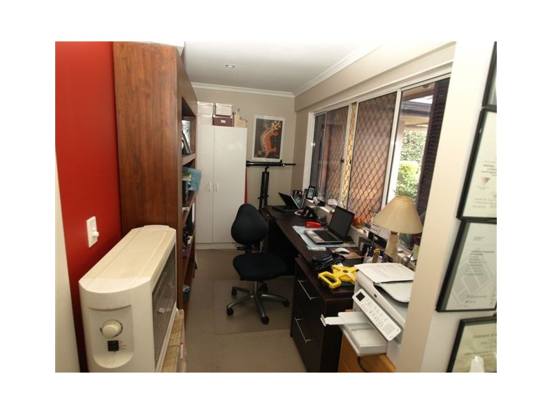 8 Barcelona Place, Slacks Creek QLD 4127
