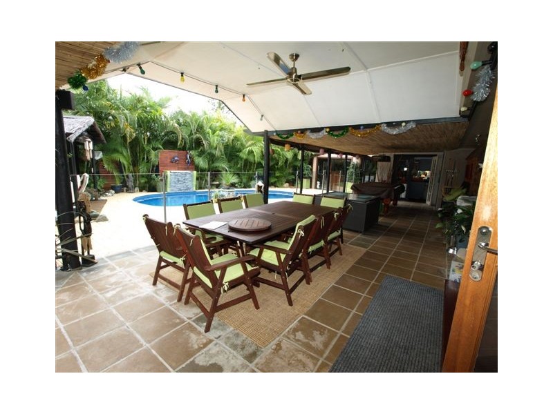 8 Barcelona Place, Slacks Creek QLD 4127