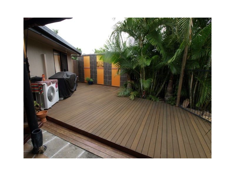 8 Barcelona Place, Slacks Creek QLD 4127