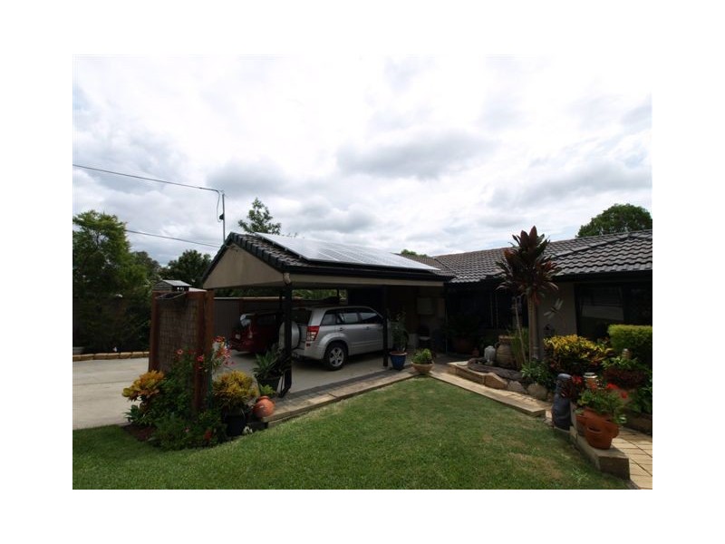 8 Barcelona Place, Slacks Creek QLD 4127