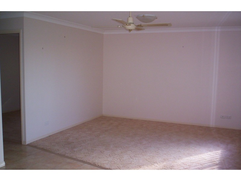 9 RAYMONT STREET, North Lakes QLD 4509