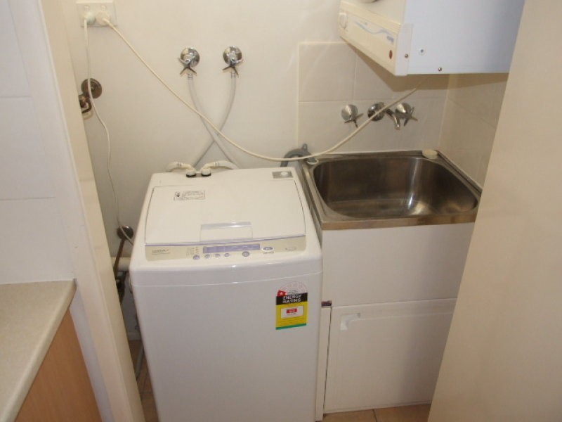 9/6-8 Greenmeadow Rd, Mansfield QLD 4122