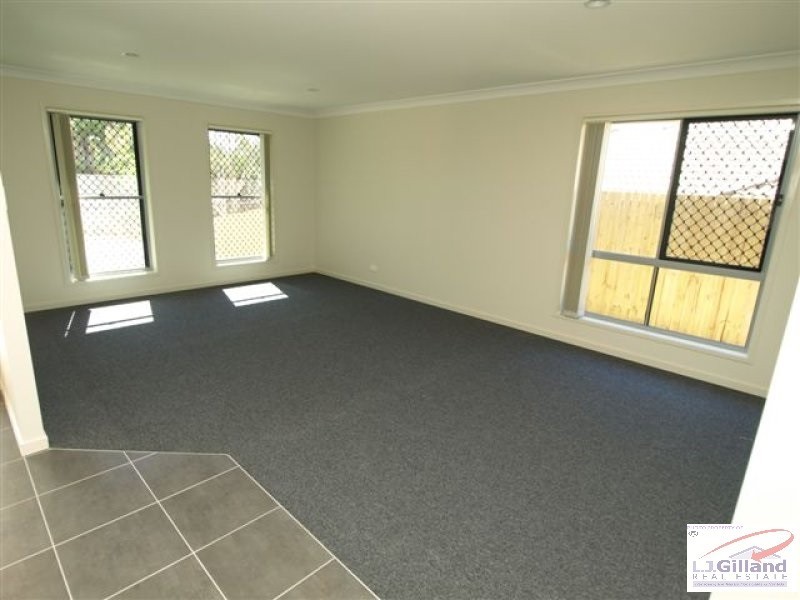 14 CHAKA STREET, Hillcrest QLD 4118