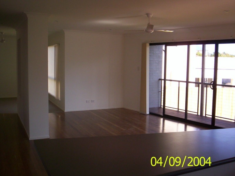 32 LEELABEN PLACE, Eight Mile Plains QLD 4113