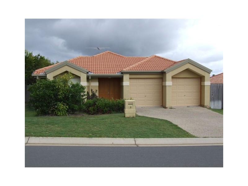3 Manor Crescent, Wakerley QLD 4154