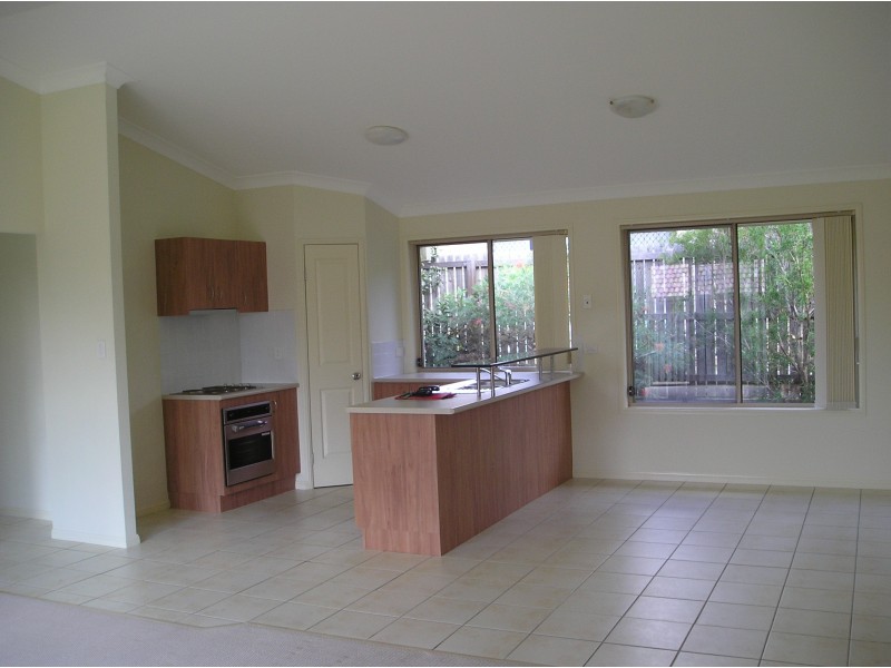 3 Manor Crescent, Wakerley QLD 4154