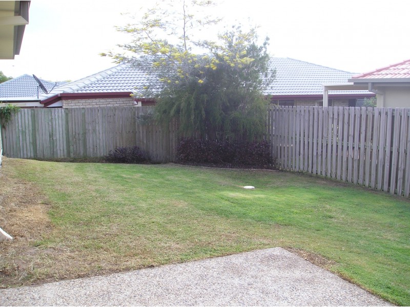 3 Manor Crescent, Wakerley QLD 4154
