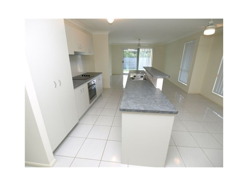6 KIMBERLEY ST, Burpengary QLD 4505