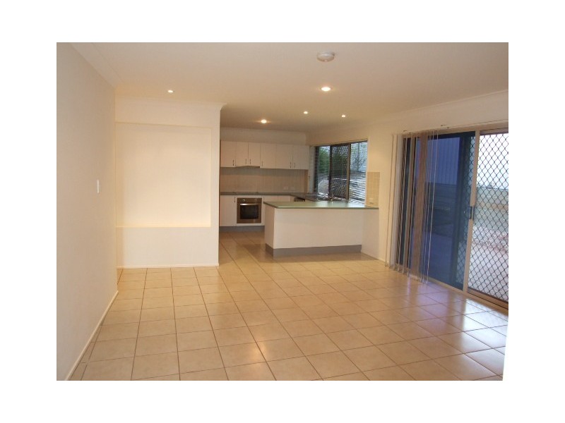 11 Hayman St, Redland Bay QLD 4165