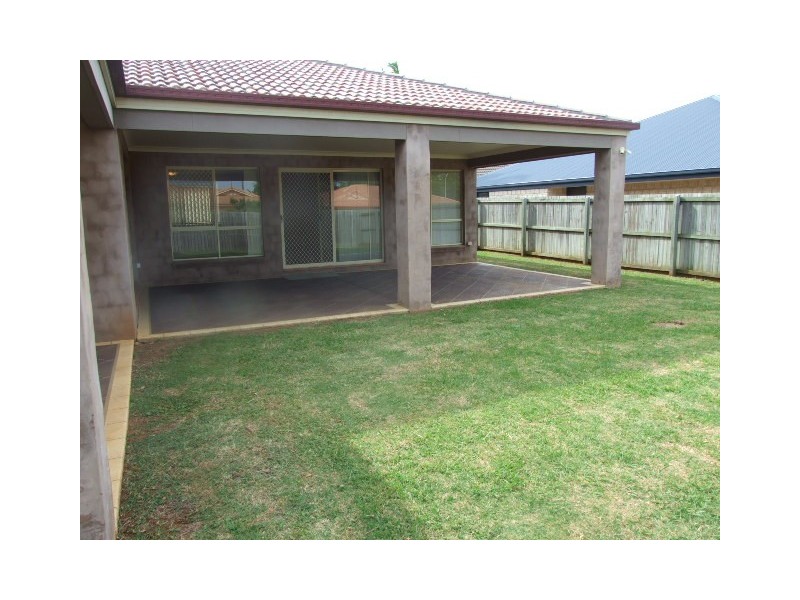 3 SUNHAVEN CRES, Kuraby QLD 4112