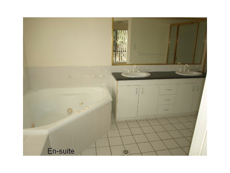 15 Jericho Circuit, Murarrie QLD 4172