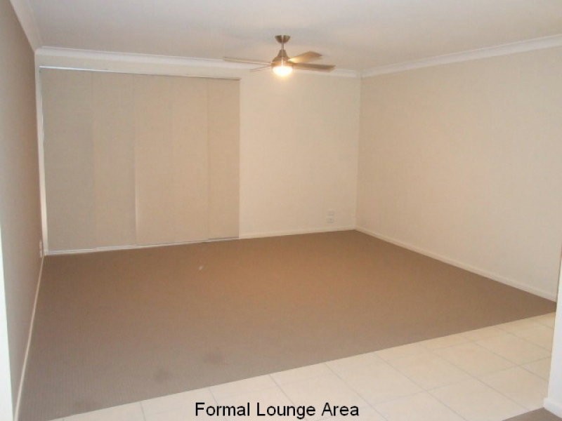 12 SYCAMORE CLOSE, Calamvale QLD 4116