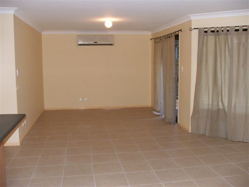 3 Cronulla Place, Sandstone Point QLD 4511