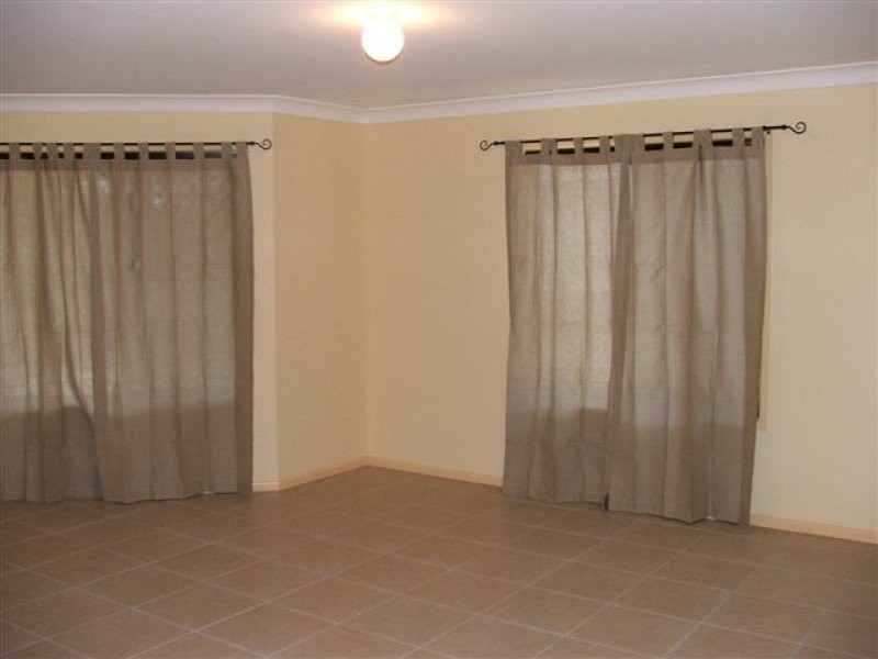3 Cronulla Place, Sandstone Point QLD 4511