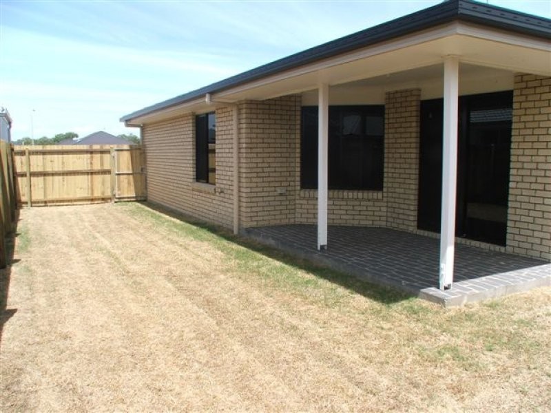 3 Cronulla Place, Sandstone Point QLD 4511