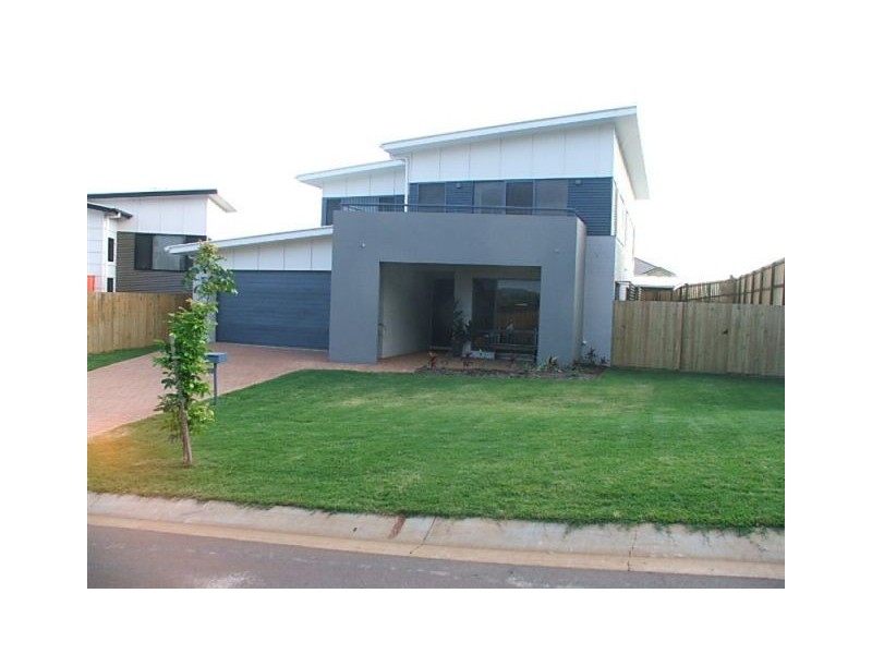 16 WHATMORE PLACE, Manly West QLD 4179