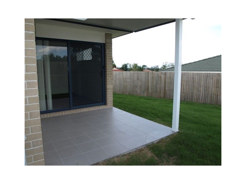 4 NICHOLLS DRIVE, Redbank Plains QLD 4301