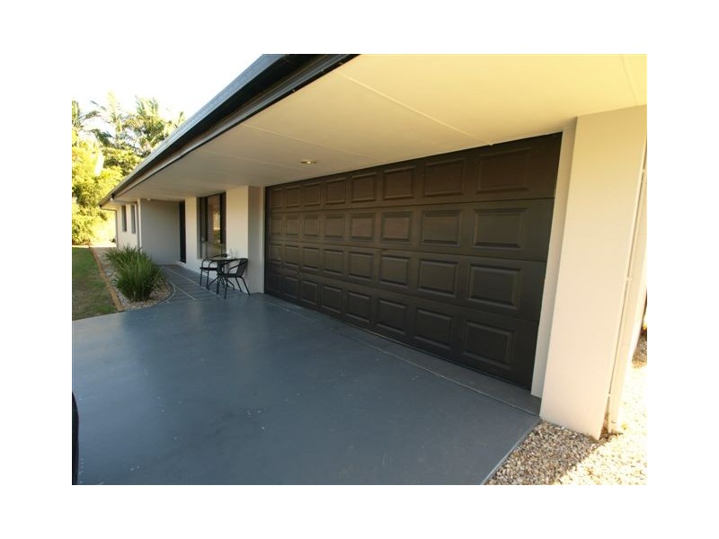 1 BOONAH COURT, Helensvale QLD 4212