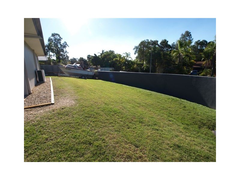 1 BOONAH COURT, Helensvale QLD 4212