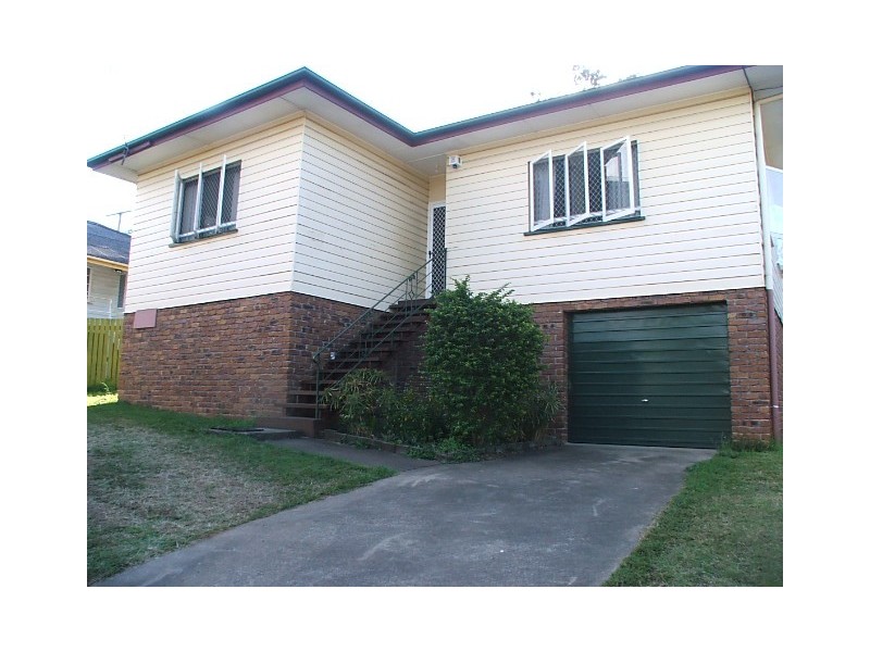 144 Nursery Road, Holland Park West QLD 4121