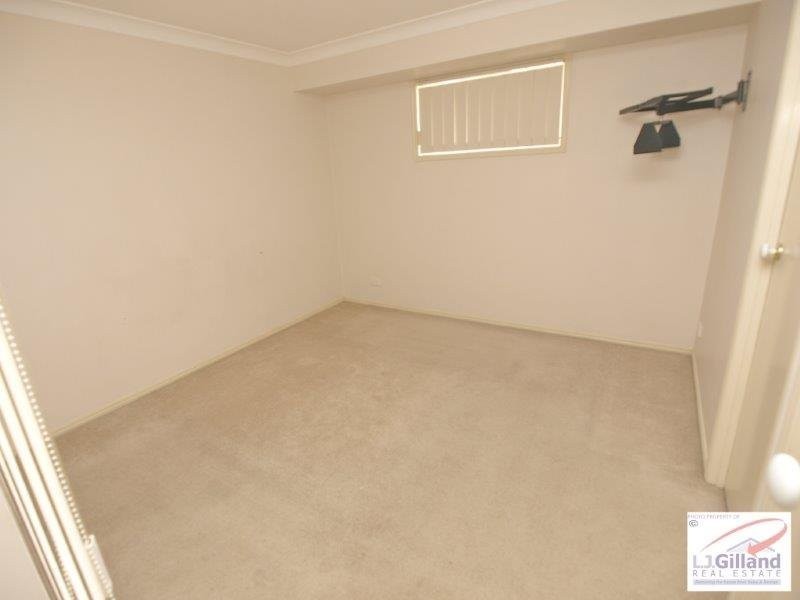 8 Atthow Street, North Lakes QLD 4509