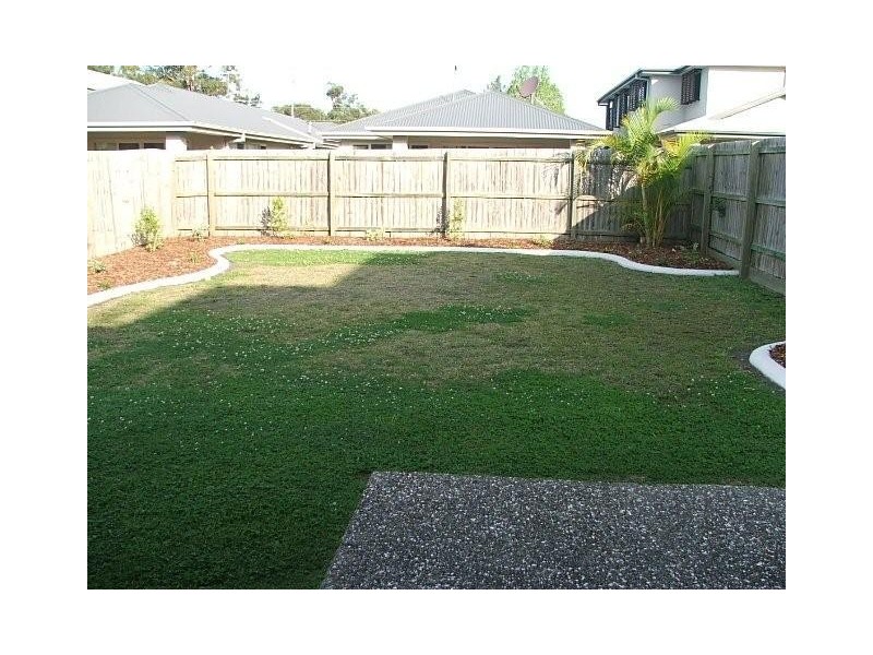 19B TOWER STREET, Springwood QLD 4127