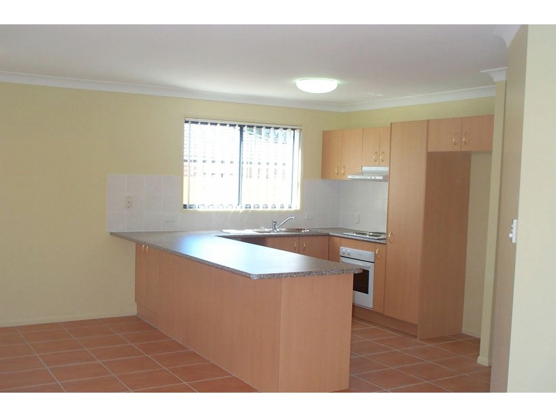 15 STANDISH STREET, North Lakes QLD 4509