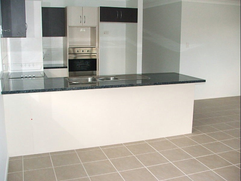 10A Karawatha Street, Springwood QLD 4127