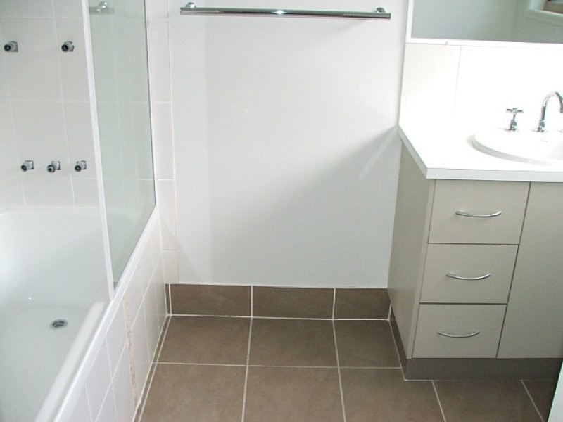 10A Karawatha Street, Springwood QLD 4127