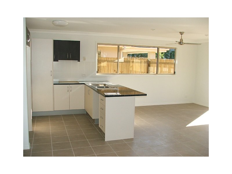 10B Karawatha Street, Springwood QLD 4127