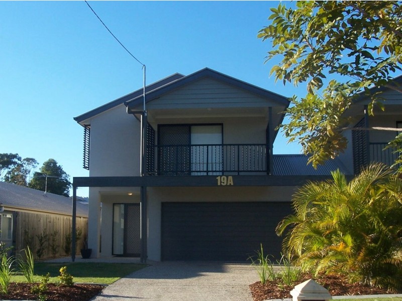 19A TOWER STREET, Springwood QLD 4127
