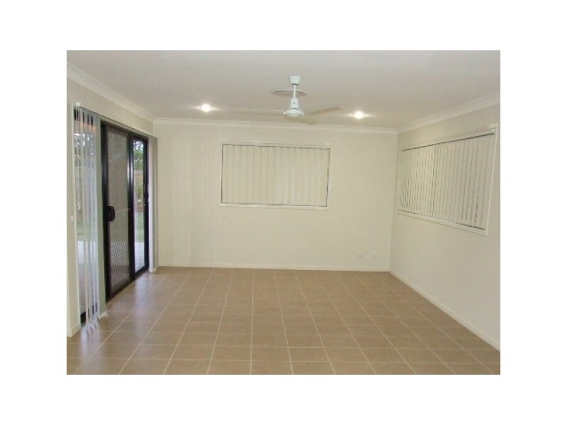 19A TOWER STREET, Springwood QLD 4127
