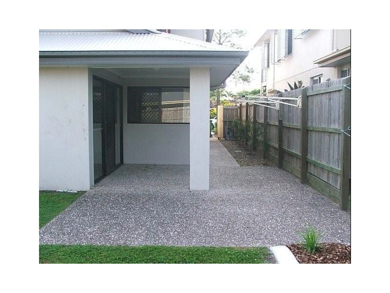 19A TOWER STREET, Springwood QLD 4127